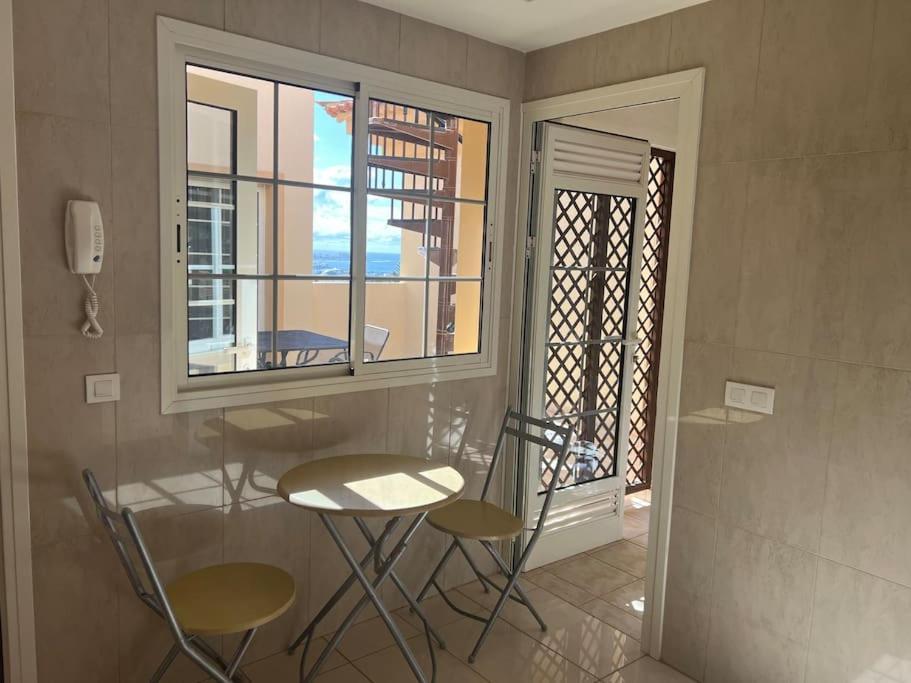 33 Pleasures Del Duque Apartment Costa Adeje  Eksteriør bilde